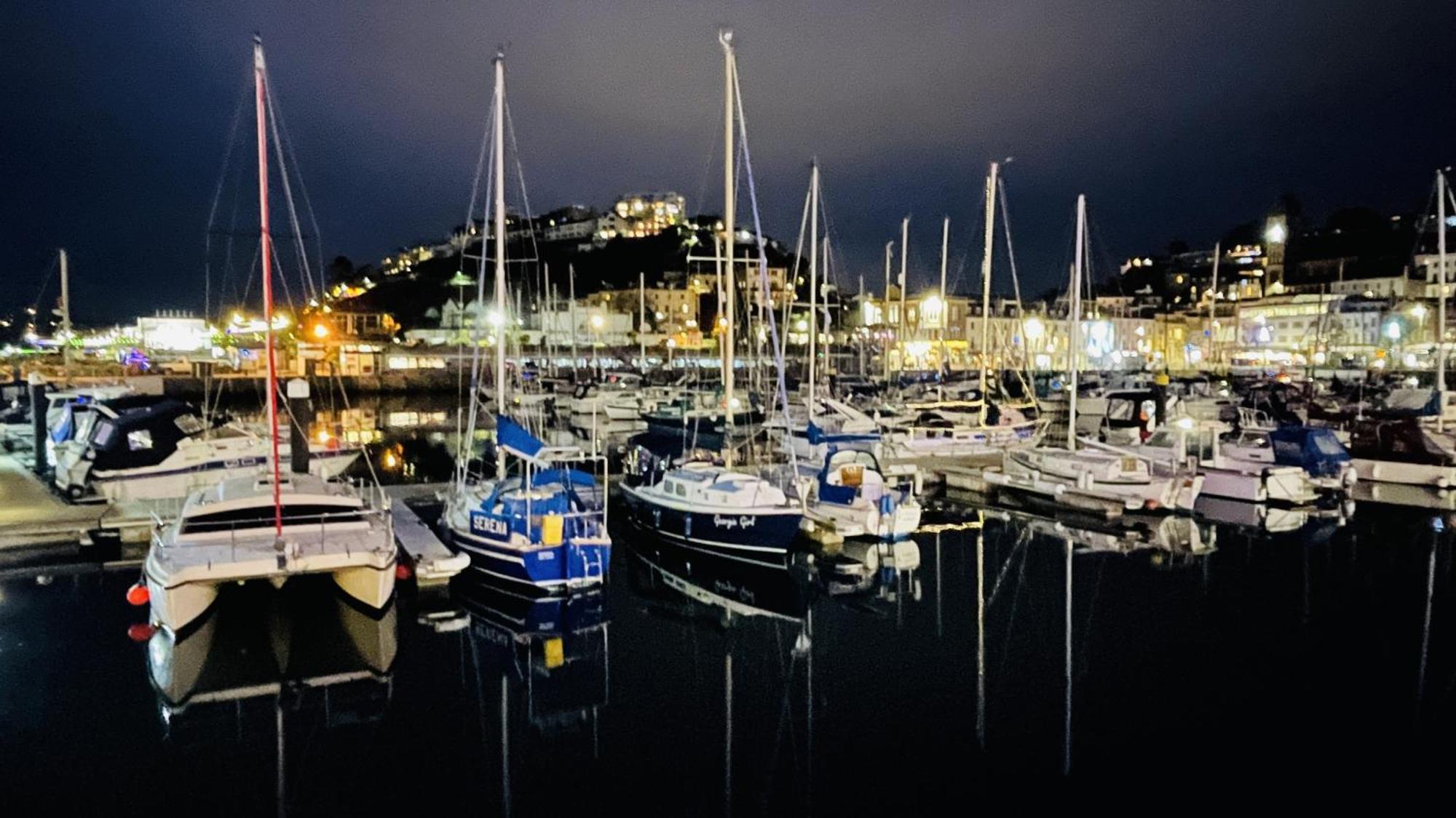 The Moorings - Stylish Duplex Apartment On Torquay Harbourside Esterno foto